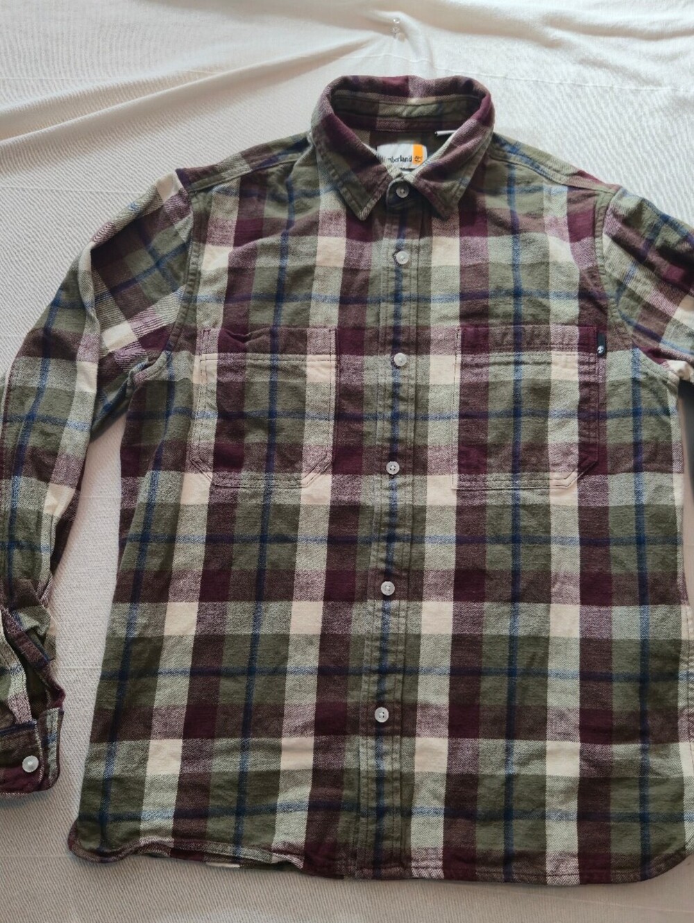Timberland Men's Regular Fit Plaid Button-Up Long Sleeve Shirt Medium